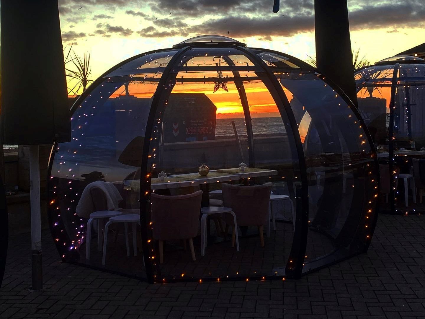 Dining dome with a sea view 