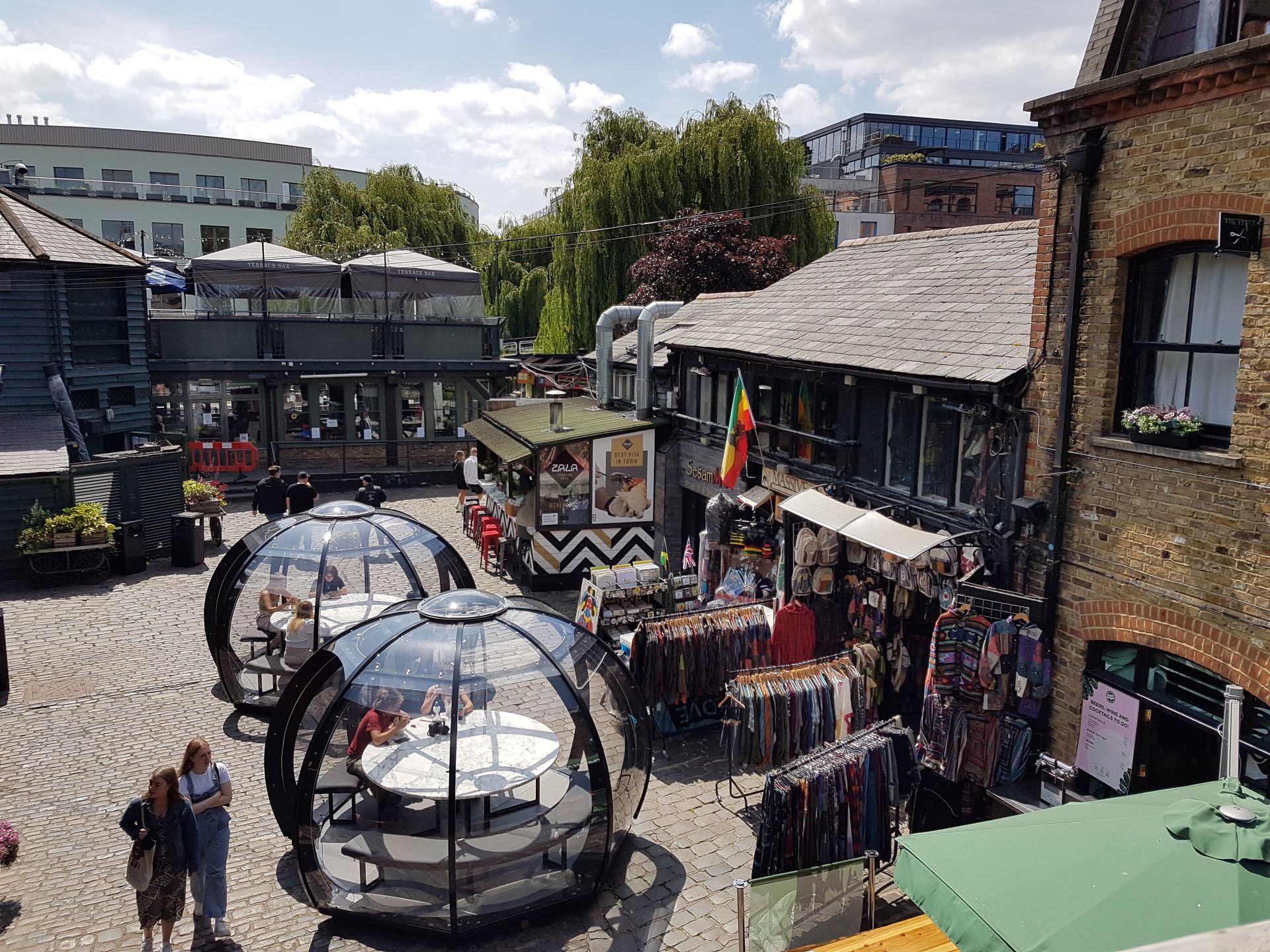 Casual street dining pods in Camden Market 