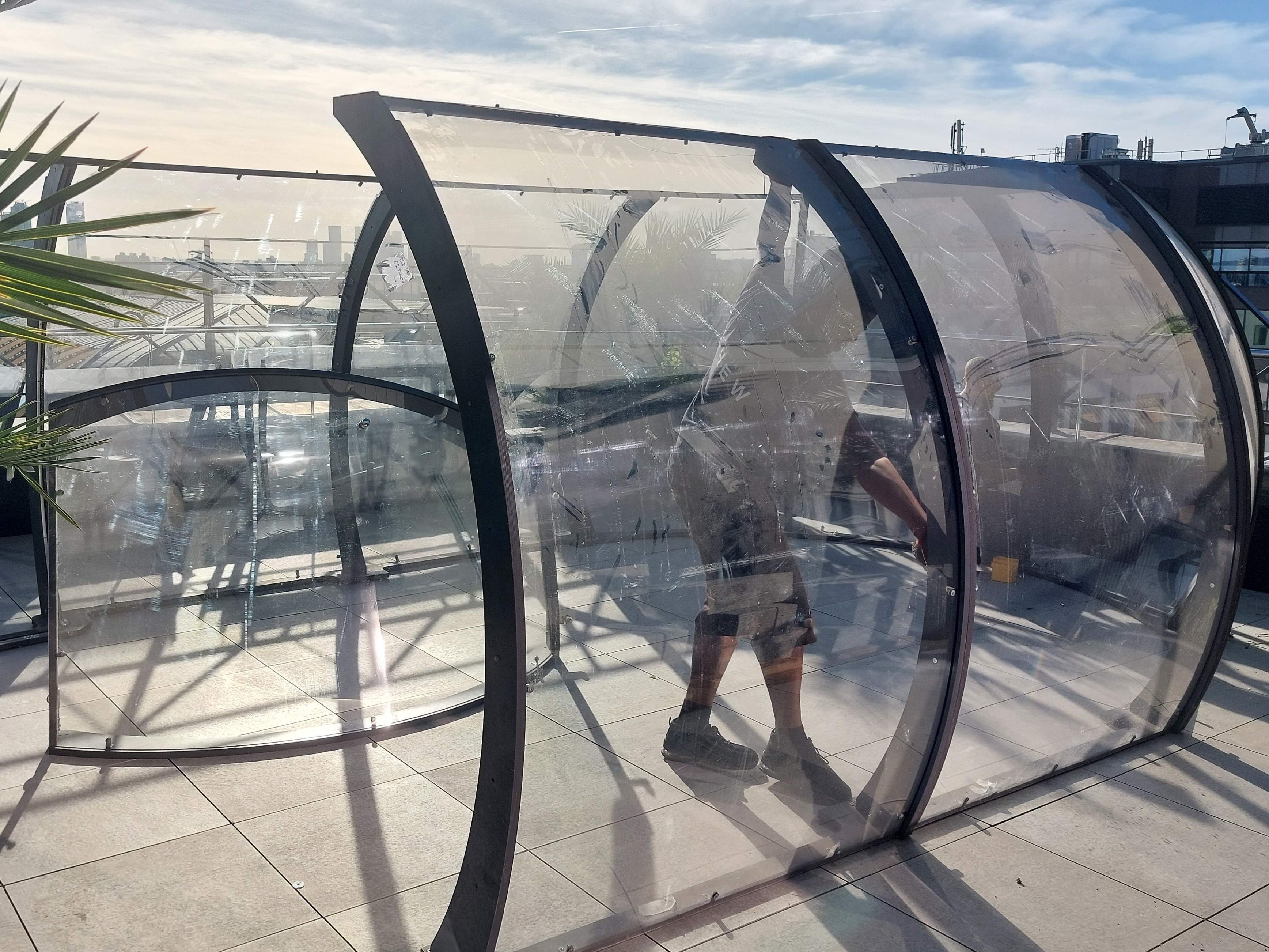 Building up an Allpod Stretch dining pod