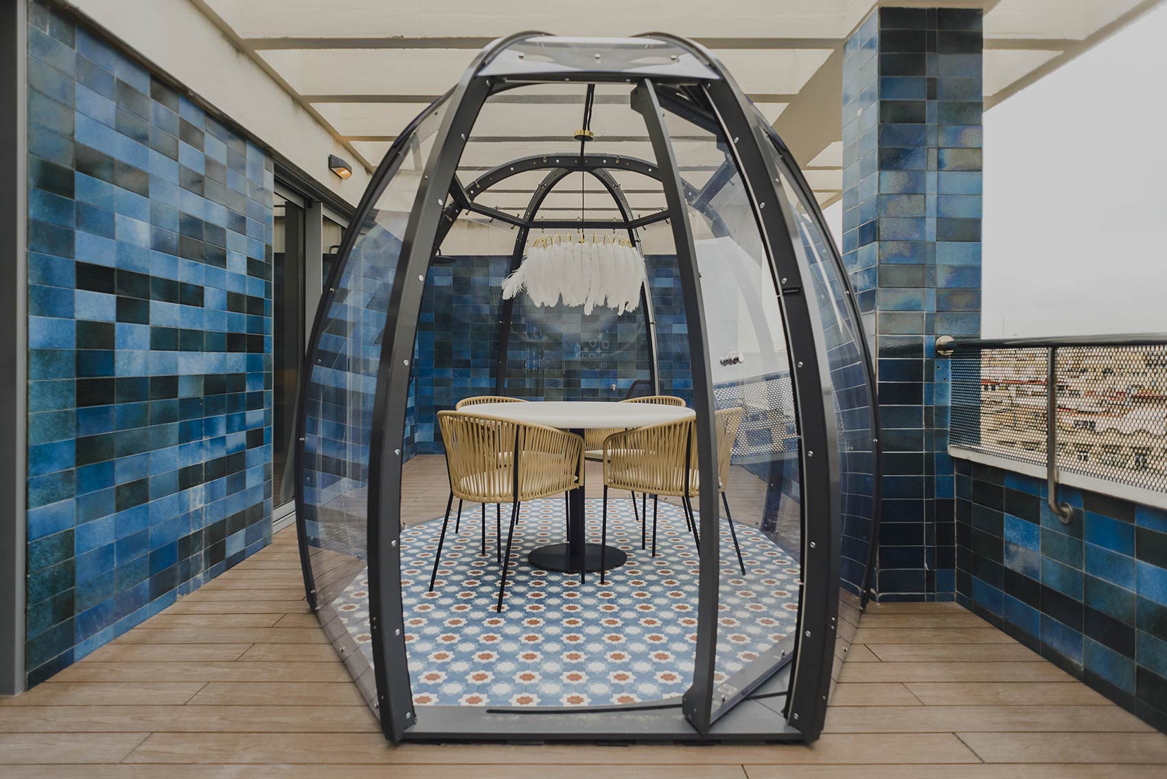 Small dining pod on a balcony at Dimar Hotel in Valencia 